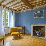Normandy Garden Escape Траси-сюр-Мер