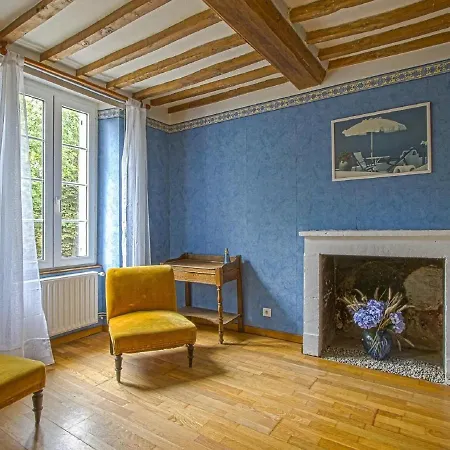 Spacious With Garden Tracy-sur-Mer
